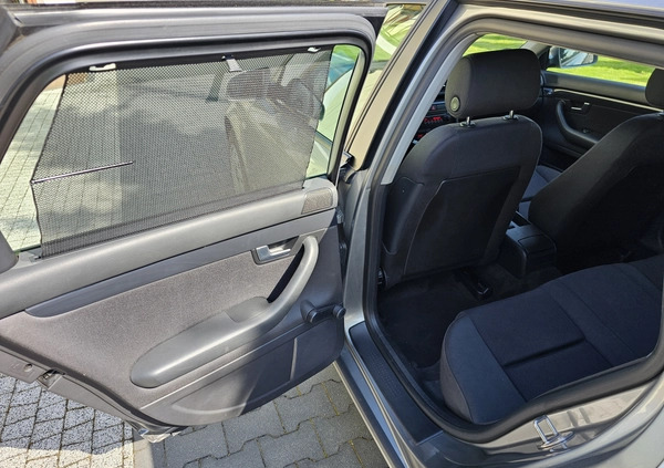 Audi A4 cena 12900 przebieg: 255000, rok produkcji 2003 z Puławy małe 352